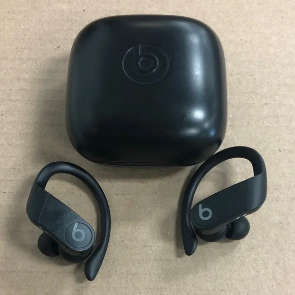 Powerbeats Pro Wireless Earphones (1st Gen) - Picture 2 of 4